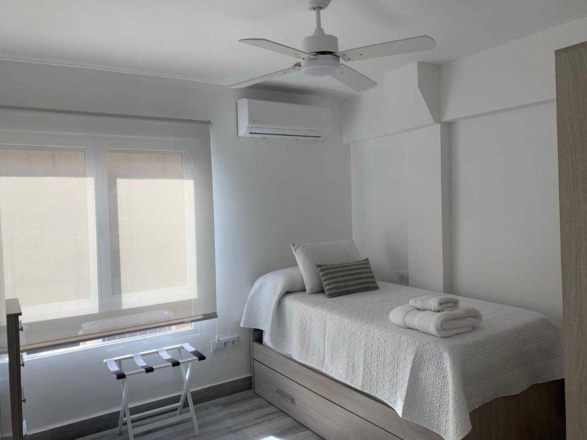 Almansa Shoping & Balcony 3 Bedrooms Center Appartamento