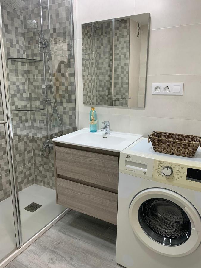 Almansa Shoping & Balcony 3 Bedrooms Center Apartment