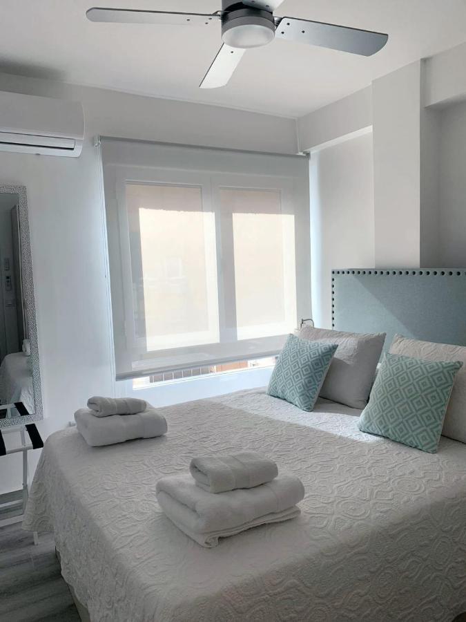 Apartment Almansa Shoping & Balcony 3 Bedrooms Center